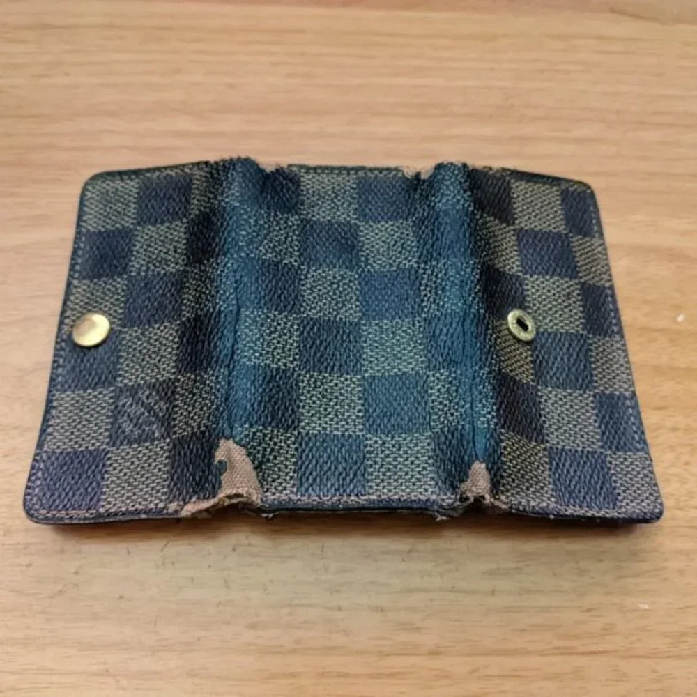 Louis Vuitton Damier Key Holder/Wallet #1527💥PRICE DROP💥